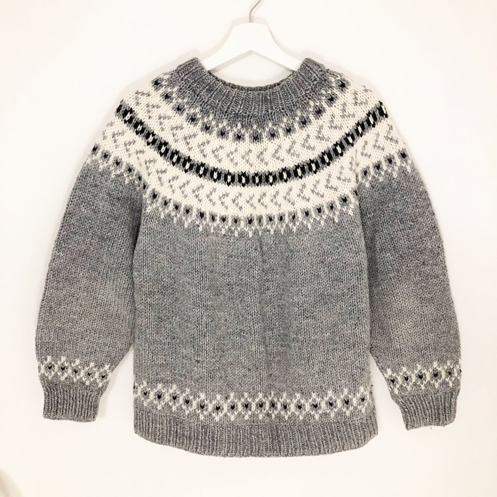 Vintage Fair Isle Knit Classic Crew Neck Sweater - Picture 3 of 7